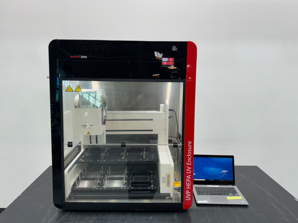 Image of CyBio FeliX Automatic Pipettor w/ 2' Enclosure